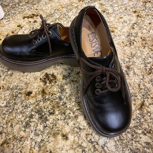 Lower Eastside, Oxford, chunky lace up woman shoe size 9